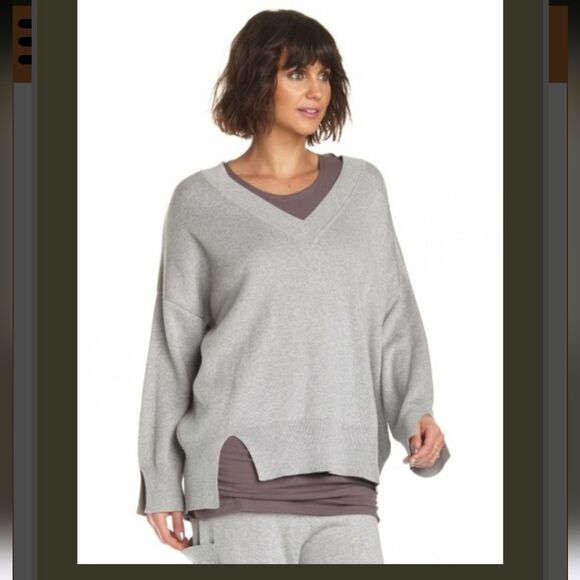 Planet By Lauren G Sweater - Picture 2 of 8